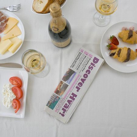 B&B Aurora Йелса Екстериор снимка