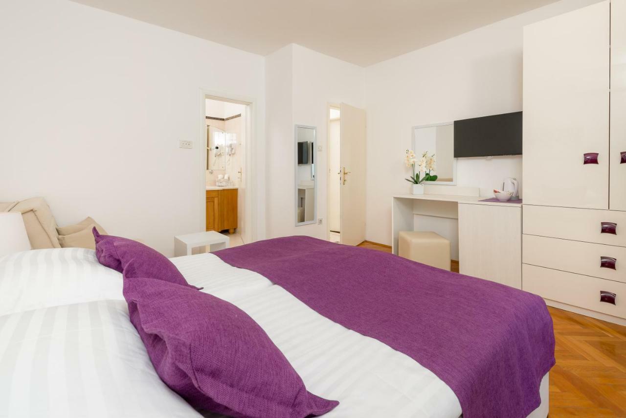 B&B Aurora Йелса Екстериор снимка