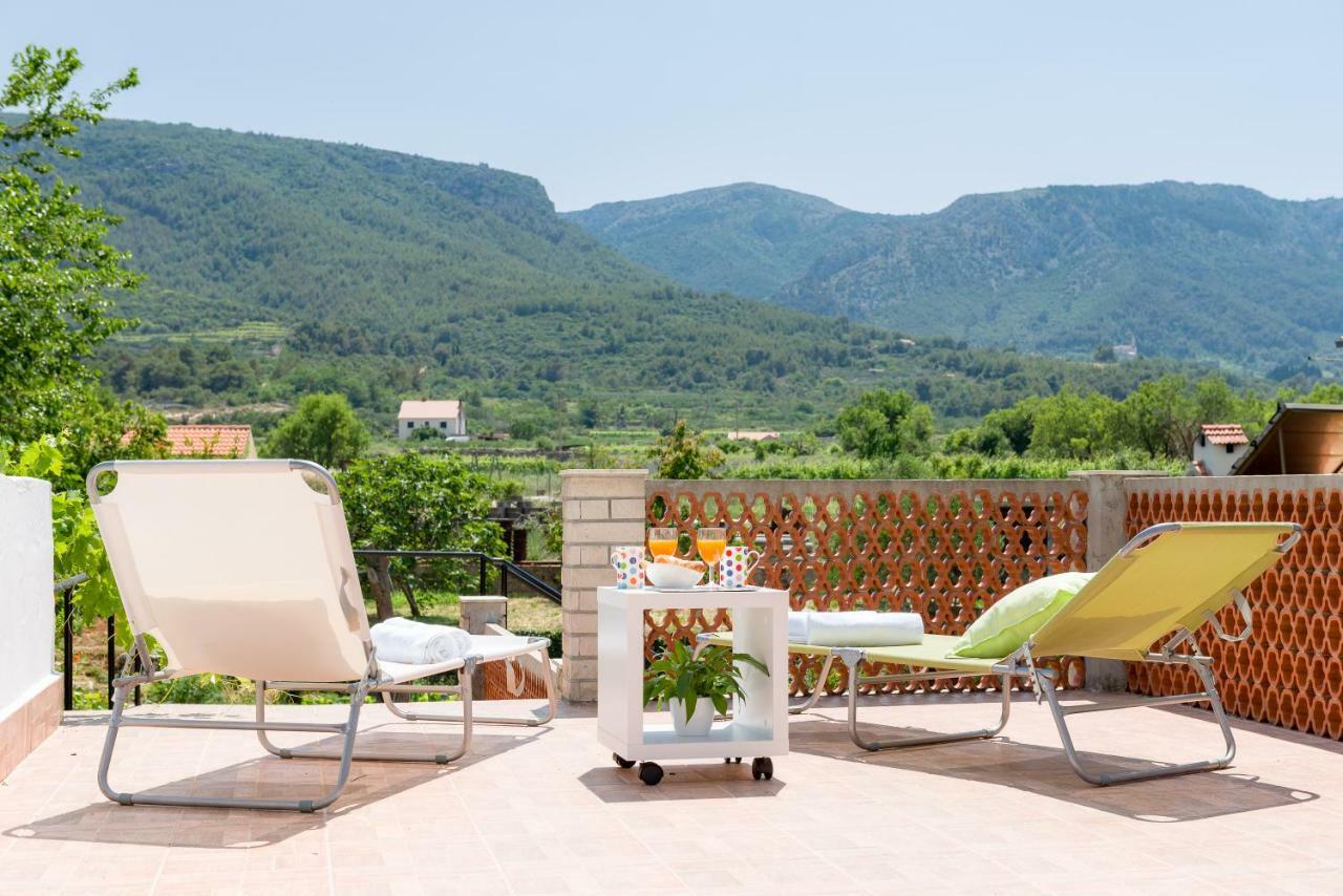 B&B Aurora Йелса Екстериор снимка